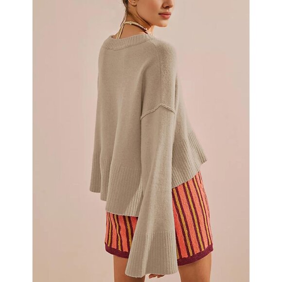 Womens Lightweight Knit Sweater Crewneck Bell Sleeves Pullover Casual Soft - Picture 3 of 5